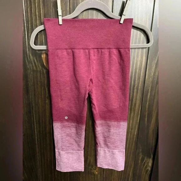 Lululemon Crop Compression Leggings. Size:4. Color: Gradient Burgundy - Picture 8 of 14